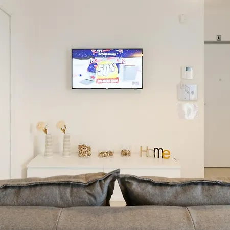 Fco Secrets Luxury * Фьюмичино